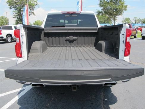 Used 2023 Chevrolet Silverado 1500 LTZ AWD/4WD image 17