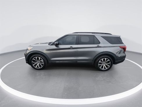 Used 2022 Ford Explorer ST-Line w/ Class IV Trailer Tow Package image 5