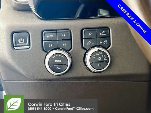 Used 2025 GMC Sierra 1500 SLT w/ SLT Convenience Package AWD/4WD image 19