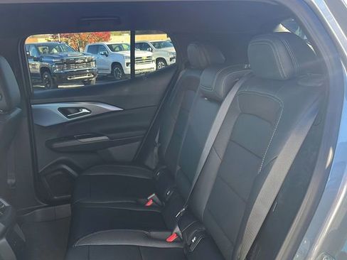 New 2026 Chevrolet Equinox EV LT image 14