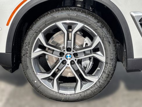 New 2026 BMW X5 xDrive40i image 12