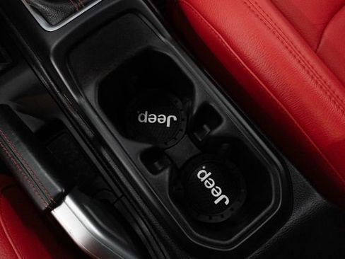 Used 2020 Jeep Wrangler Unlimited Rubicon AWD/4WD image 15