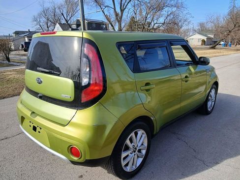 Used 2017 Kia Soul + FWD image 6