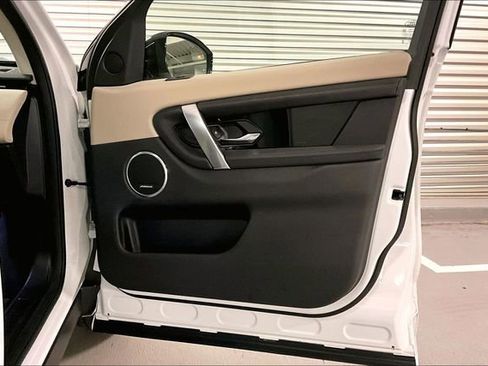 Certified 2025 Land Rover Discovery Sport S image 27