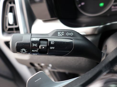 Used 2023 Kia Sorento EX image 39