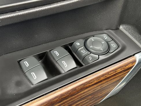 Used 2020 Chevrolet Silverado 2500 High Country w/ Z71 Off-Road Package image 13