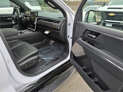 New 2026 GMC Sierra EV Denali image 46