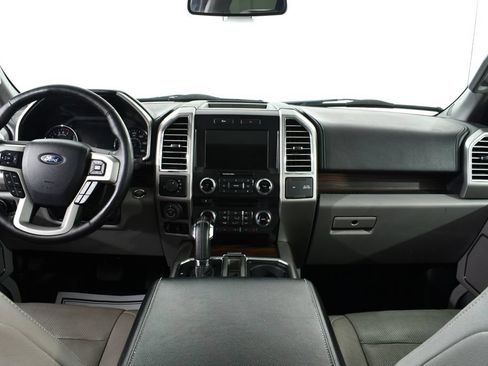 Used 2016 Ford F150 Lariat w/ Equipment Group 502A Luxury AWD/4WD image 7