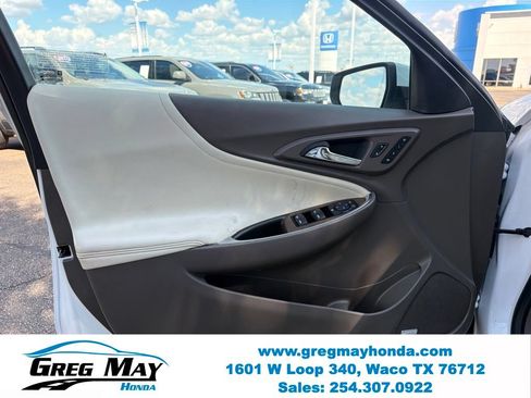 Used 2024 Chevrolet Malibu LT FWD image 10