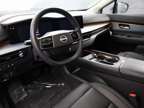 Certified 2025 Nissan Murano SL image 10