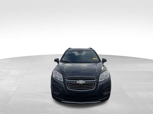Used 2016 Chevrolet Trax LT w/ LT Sun and Sound Package image 13