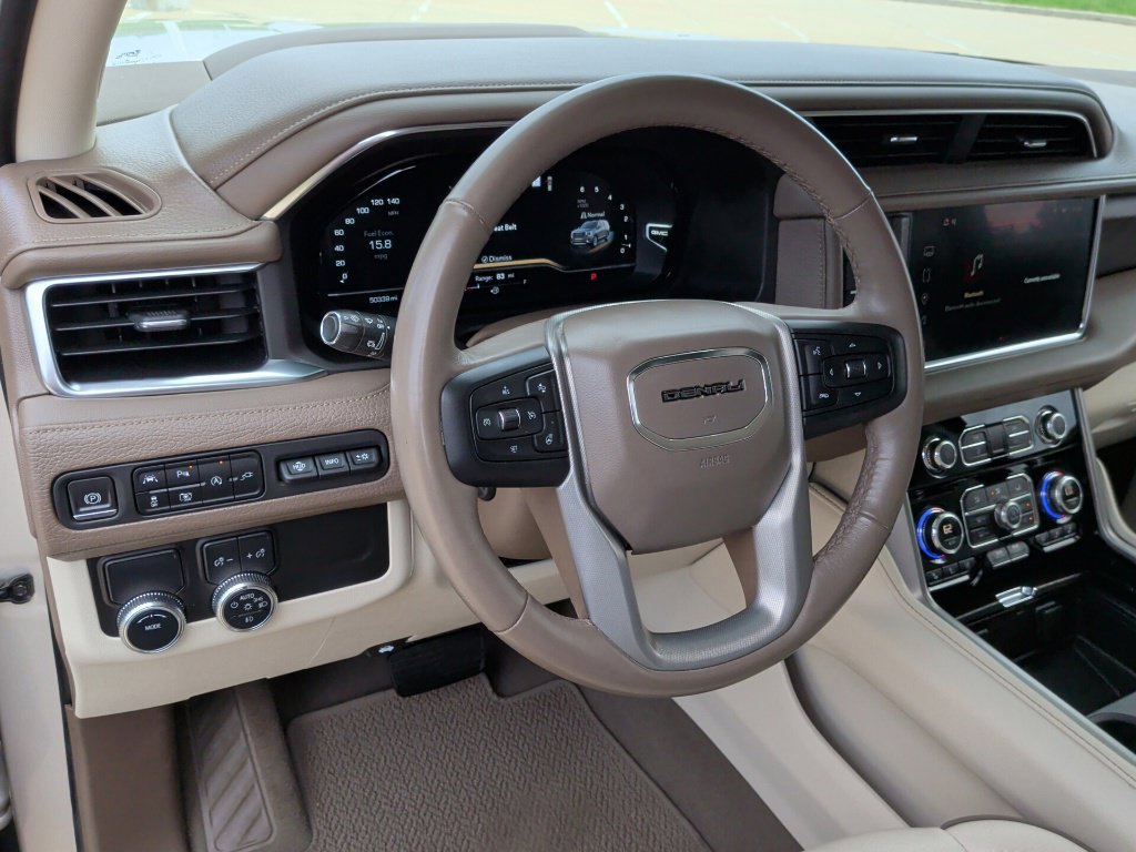 Used 2022 GMC Yukon Denali RWD image 15