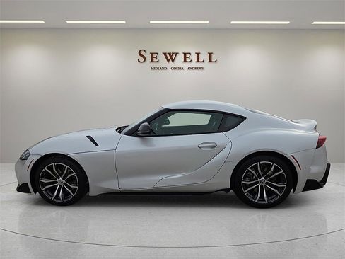 Used 2022 Toyota Supra w/ Safety & Technology Package image 2