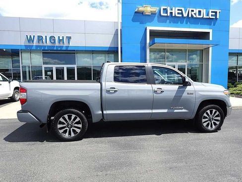 Used 2021 Toyota Tundra Limited w/ Limited Premium Package AWD/4WD image 10