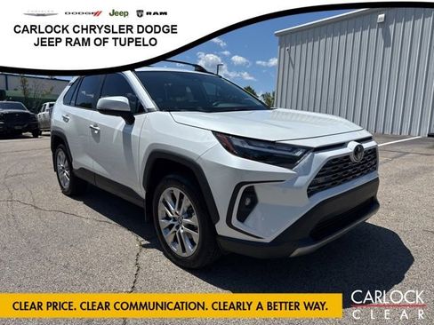 Used 2025 Toyota RAV4 Limited w/ Weather Package AWD/4WD image 4