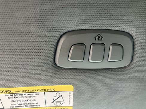 Certified 2022 Ford F150 Lariat AWD/4WD image 33