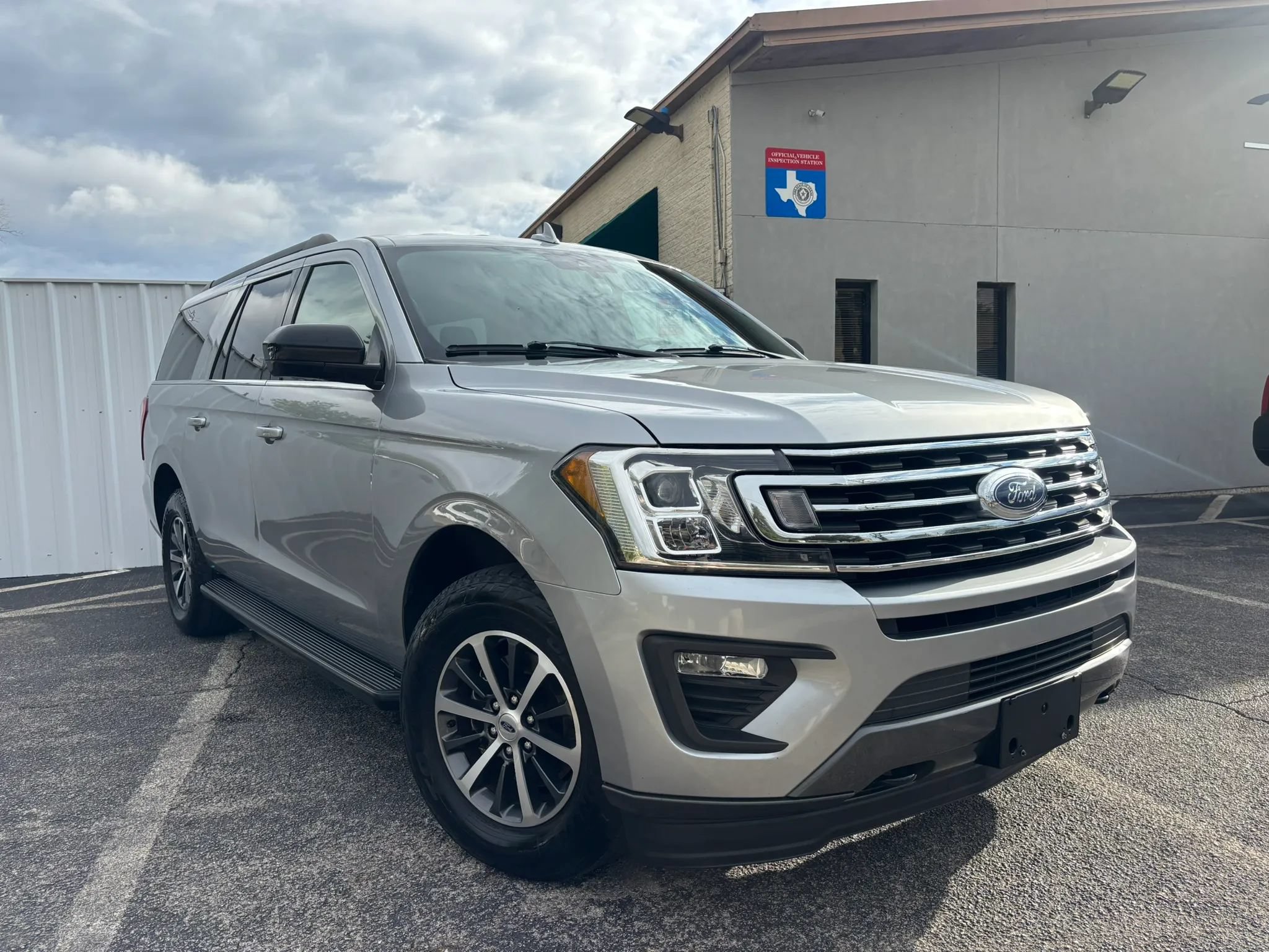 Used 2021 Ford Expedition Max XL AWD/4WD image 15