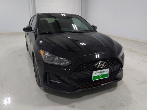 Used 2019 Hyundai Veloster Turbo image 14