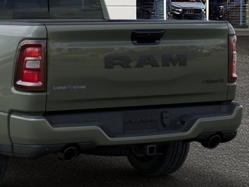 New 2026 RAM 1500 4x4 Crew Cab image 25