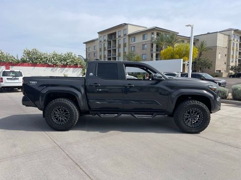 Used 2024 Toyota Tacoma TRD Sport w/ TRD Sport Premium Package image 3