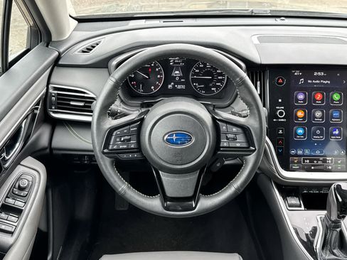 Certified 2025 Subaru Outback Onyx Edition image 9