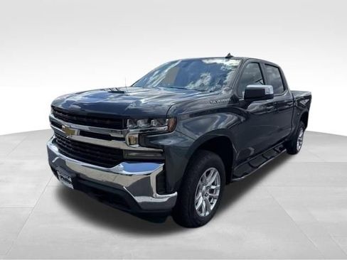 Used 2021 Chevrolet Silverado 1500 LT image 2