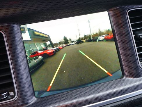 Used 2017 Dodge Charger R/T Scat Pack w/ Beats Audio Group image 19