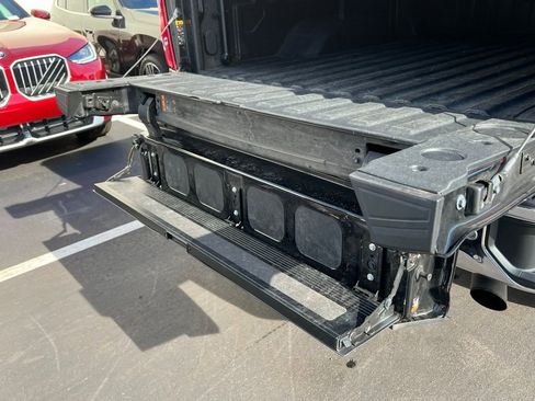 Used 2023 Chevrolet Silverado 2500 LTZ w/ LTZ Premium Package image 7