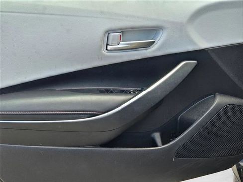 Used 2023 Toyota Corolla SE image 7