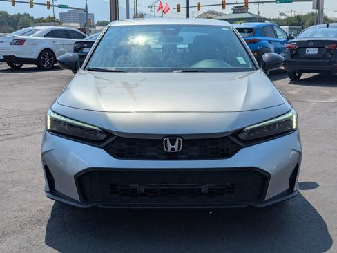 Used 2025 Honda Civic Sport image 10