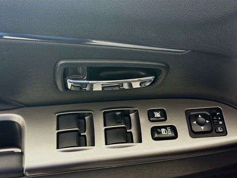 Used 2024 Mitsubishi Outlander Sport AWD image 15