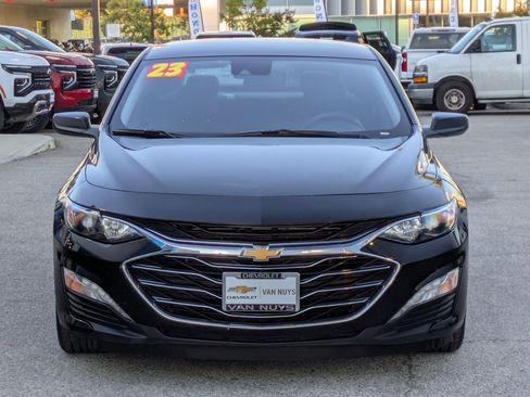 Used 2023 Chevrolet Malibu LT image 2