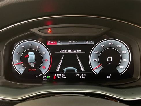 Used 2022 Audi Q8 Premium Plus AWD/4WD image 21