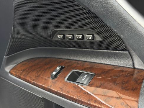 Used 2014 Lexus IS 250C w/ Luxury Package RWD image 43