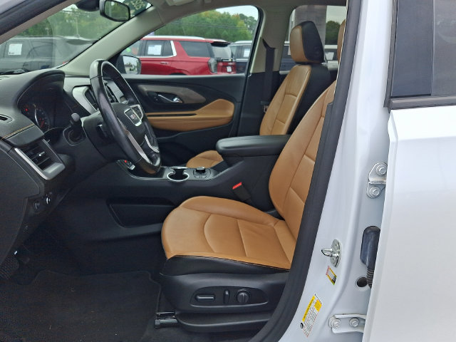 Certified 2021 GMC Terrain SLT w/ LPO, Dark Accent Package AWD/4WD image 13