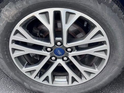 Certified 2021 Ford Escape SEL AWD/4WD image 21