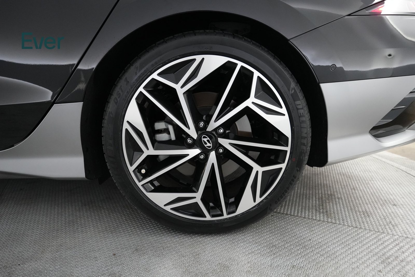 Used 2024 Hyundai Ioniq 6 Limited RWD image 9
