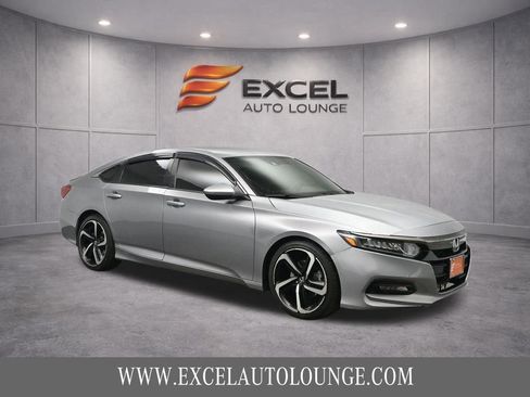 Used 2019 Honda Accord Sport image 11
