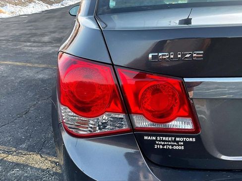Used 2015 Chevrolet Cruze LT image 23