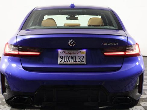Used 2023 BMW M340i w/ Premium Package image 5