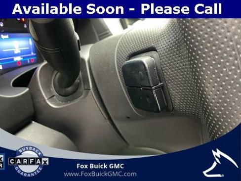 Used 2023 GMC Terrain SLE w/ Driver Convenience Package image 14