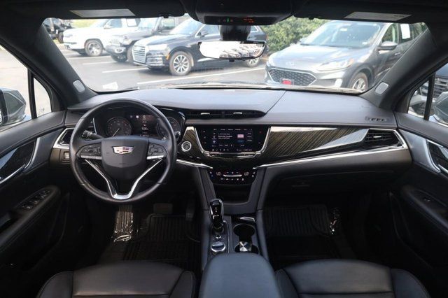 Used 2022 Cadillac XT6 Premium Luxury w/ Technology Package AWD/4WD image 7
