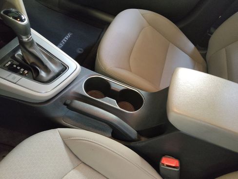 Used 2018 Hyundai Elantra SE FWD image 26