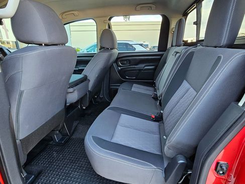 Used 2023 Nissan Titan S w/ S Utility Package image 19