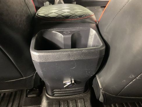 Used 2020 Toyota Tacoma TRD Sport image 32