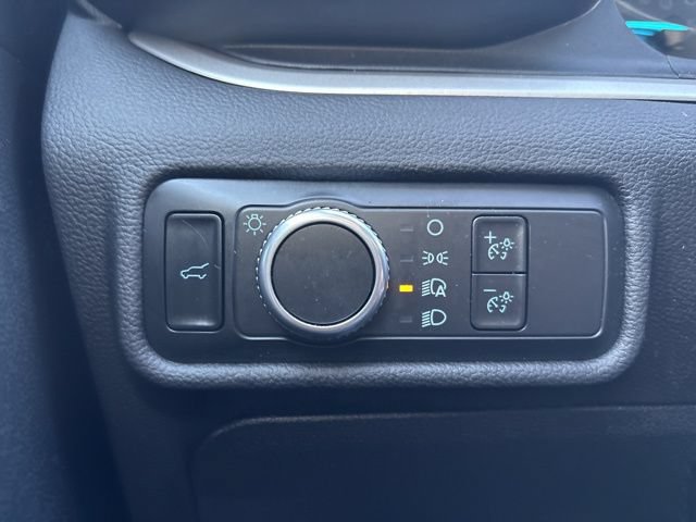 Used 2022 Ford Explorer XLT AWD/4WD image 22