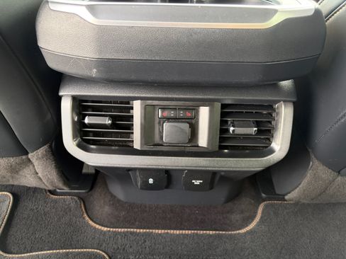 Certified 2023 Ford F150 Platinum w/ FX4 Off-Road Package AWD/4WD image 27