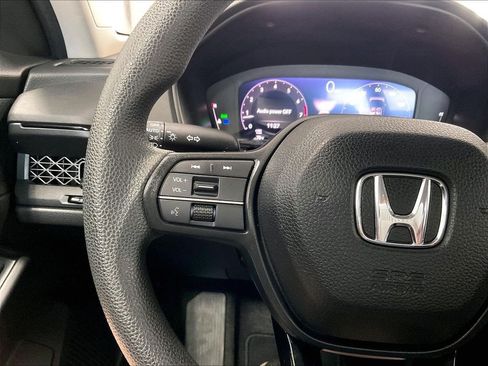 Used 2023 Honda Accord LX image 22