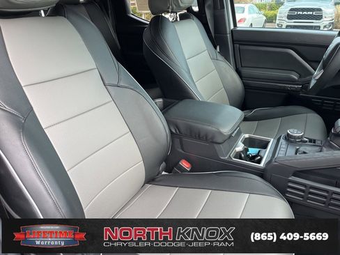 Used 2024 Toyota Tacoma TRD Off-Road image 27