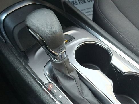 Used 2024 Chevrolet Malibu LT image 29